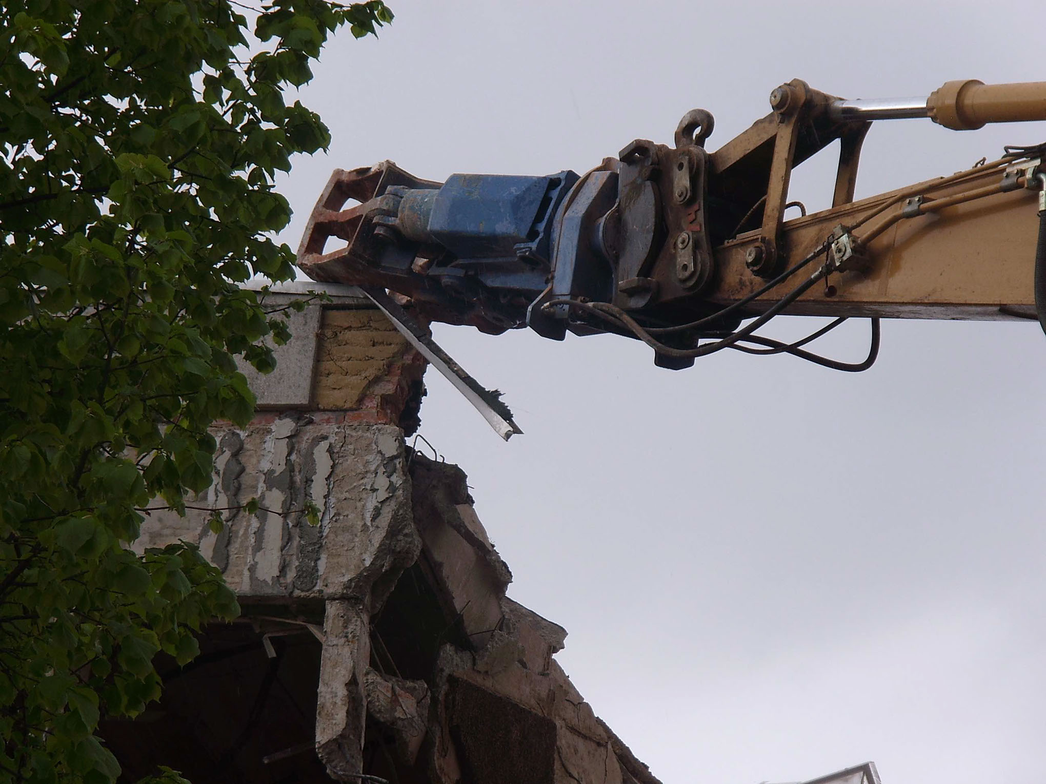 Afbraak oud gemeentehuis in Heusden-Zolder
